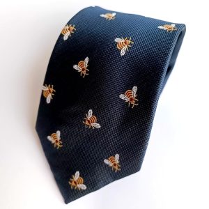 corbata azul marino tejida abejas