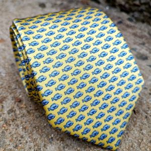 Corbata seda amarilla peces celeste