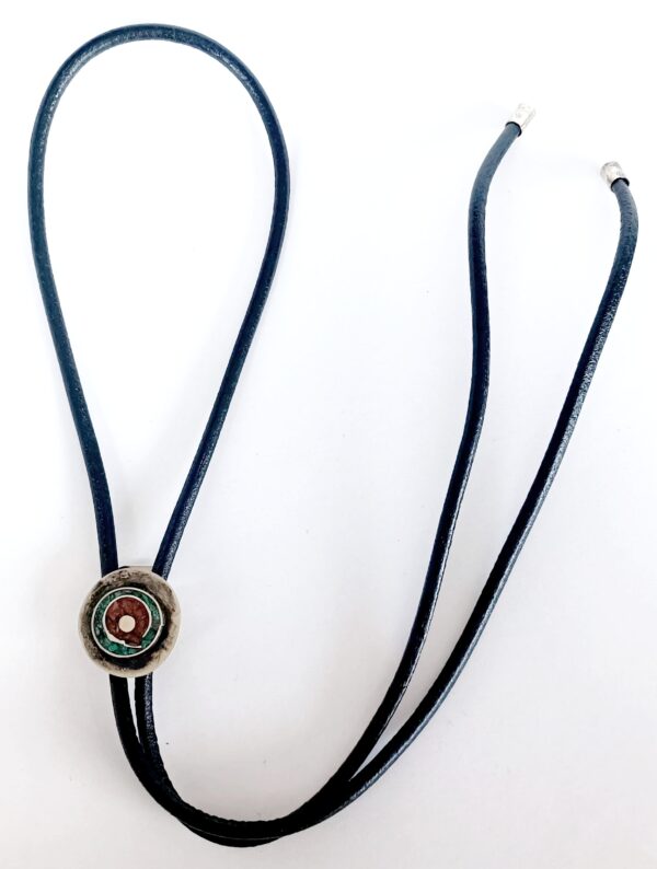 bolo tie