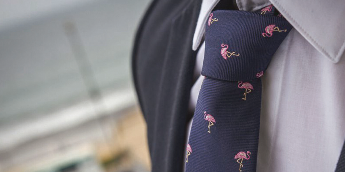 corbata seda tejida, diseñada en Chile. Luciacorbatas