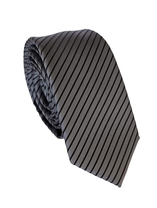 corbata delgada