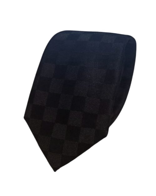 corbata delgada negra