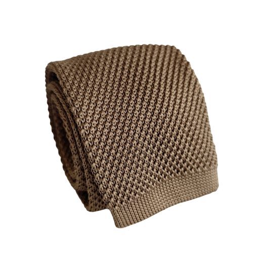 corbata tejida punta recta