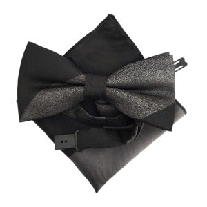 corbatin y pañuelo armado gris negro